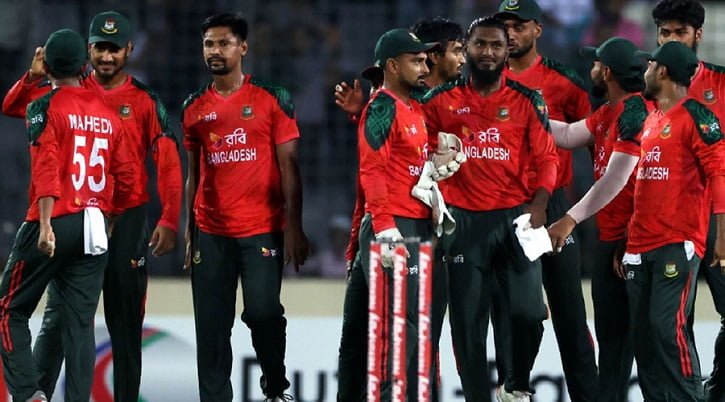 এশিয়া কাপ খেলতে দেশ ছাড়ল টাইগাররা