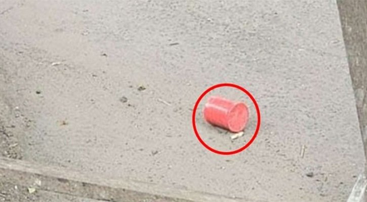 শেখ হাসিনার মামলা ঘিরে ট্রাইব্যুনালের সামনে ককটেল বিস্ফোরণ