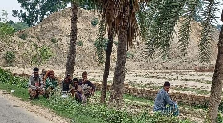 চুয়াডাঙ্গায় দেশের  সর্বোচ্চ তাপমাত্রা রেকর্ড ৪১ দশমিক শূন্য ২ ডিগ্ৰি সেলসিয়াস; বইছে তীব্র তাপপ্রবাহ